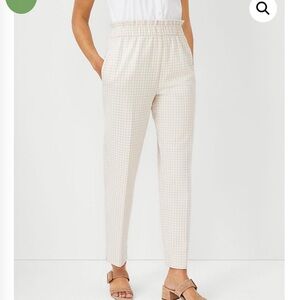 ANN TAYLOR Pants | The Gingham Pull On Tapered Pant – Women’s Petite Medium